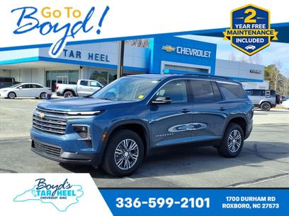 Used 2025 Chevrolet Traverse LT