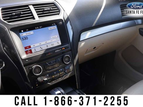 Used 2018 Ford Explorer XLT w/ Equipment Group 202A AWD/4WD image 40