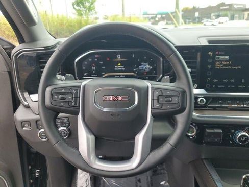 Used 2024 GMC Sierra 1500 SLT w/ SLT Premium Plus Package AWD/4WD image 22