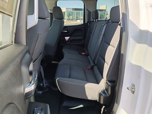 Used 2018 Chevrolet Silverado 1500 LT w/ Trailering Package AWD/4WD image 24