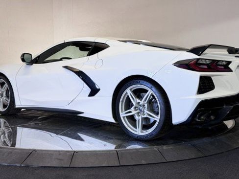 Used 2023 Chevrolet Corvette 3LT w/ Z51 Performance Package image 2
