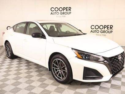 Used 2023 Nissan Altima 2.5 SR w/ SR Premium Package