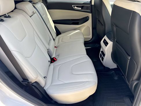 Used 2020 Ford Edge Titanium AWD/4WD image 23