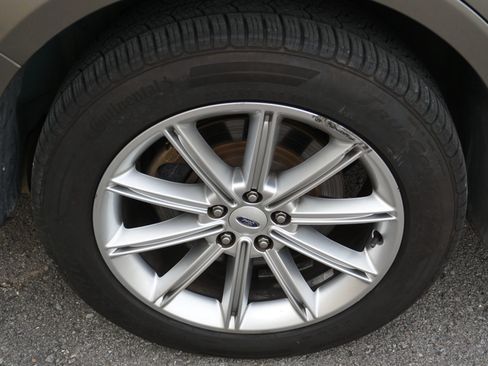 Used 2014 Ford Flex Limited w/ Equipment Group 301A FWD image 13