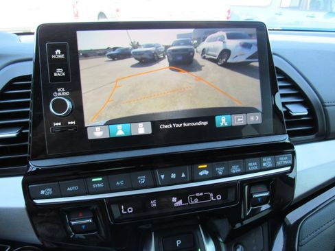 Used 2025 Honda Odyssey Touring image 27