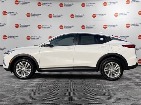 New 2026 Buick Envista Preferred image 2