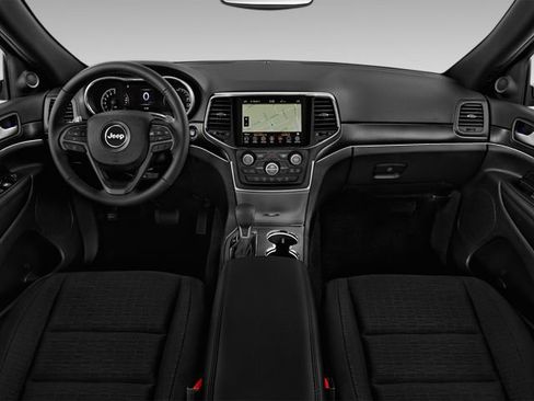 Used 2020 Jeep Grand Cherokee Limited AWD/4WD image 3