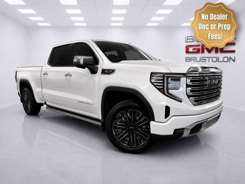 Used 2024 GMC Sierra 1500 Denali w/ Technology Package AWD/4WD image 1