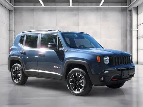 Certified 2023 Jeep Renegade Trailhawk AWD/4WD image 1