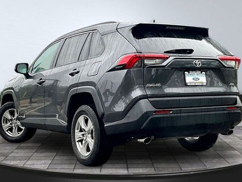 Used 2024 Toyota RAV4 XLE FWD image 4