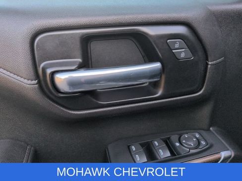 Used 2021 Chevrolet Silverado 1500 RST w/ Z71 Off-Road Package AWD/4WD image 23