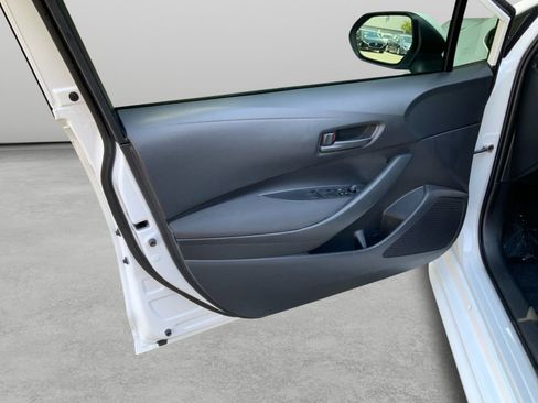 Used 2023 Toyota Corolla LE w/ LE Convenience Package FWD image 28