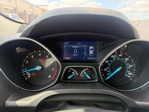 Used 2015 Ford Escape SE FWD image 11