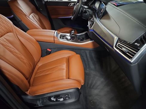 Used 2022 BMW X5 sDrive40i w/ M Sport Package RWD image 22