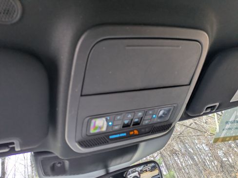 Certified 2024 Ford Explorer ST-Line w/ Class IV Trailer Tow Package image 26