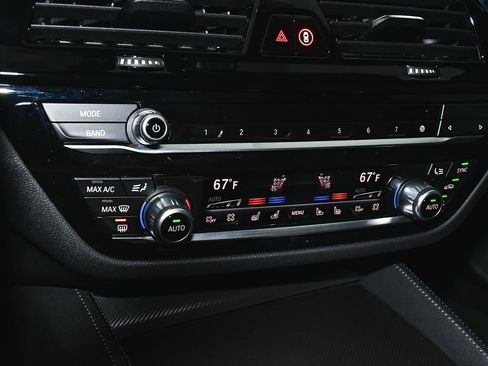 Used 2023 BMW M5 w/ Executive Package AWD/4WD image 37