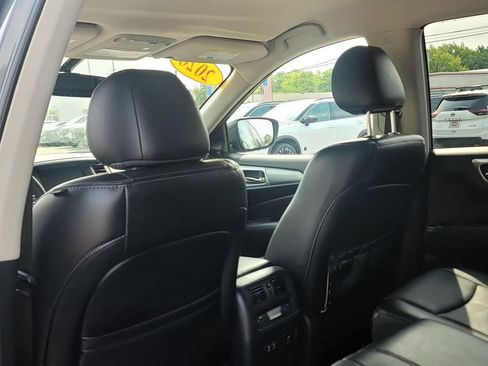 Used 2020 Nissan Pathfinder SL w/ Cargo Package AWD/4WD image 35