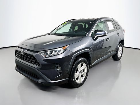 Used 2021 Toyota RAV4 XLE image 10