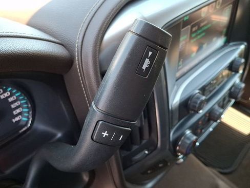 Used 2015 Chevrolet Silverado 1500 LTZ Z71 AWD/4WD image 14
