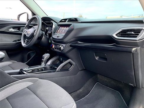Used 2023 Chevrolet TrailBlazer LT image 13