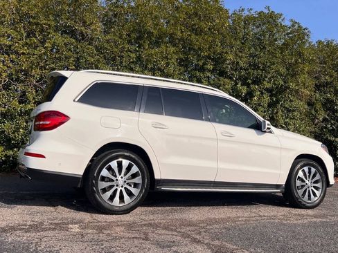 Used 2017 Mercedes-Benz GLS 450 4MATIC image 8