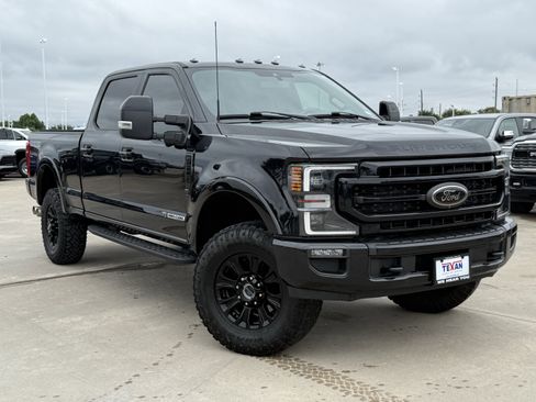 Used 2022 Ford F250 Lariat w/ Tremor Off-Road Package AWD/4WD image 2