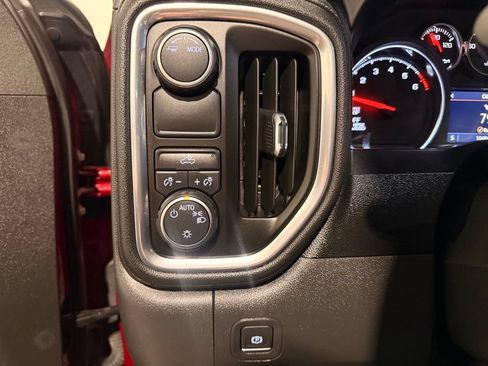 Used 2021 Chevrolet Silverado 1500 LT w/ Bed Protection Package RWD image 17