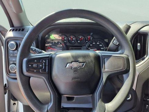 Used 2024 Chevrolet Silverado 1500 Custom Trail Boss AWD/4WD image 21