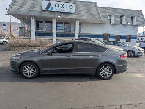 Used 2016 Ford Fusion SE image 7