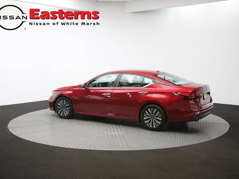 Used 2023 Nissan Altima 2.5 SV w/ SV Premium Package image 99