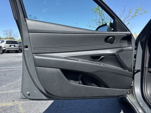 New 2026 Hyundai Elantra SEL Sport Premium FWD image 10