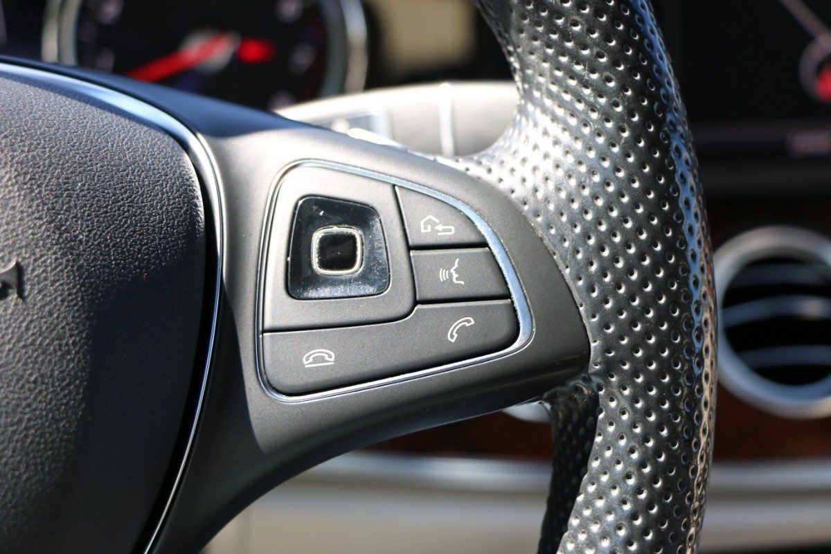 Used 2018 Mercedes-Benz E 400 4MATIC Wagon image 22