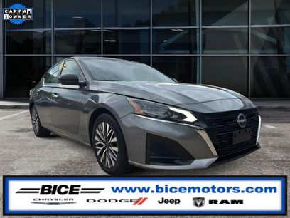 Used 2024 Nissan Altima 2.5 SV