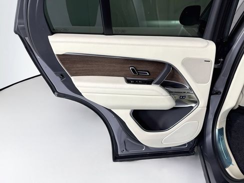 New 2026 Land Rover Range Rover SE AWD/4WD image 26