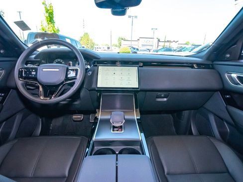 New 2026 Land Rover Range Rover Velar Dynamic SE image 37