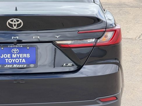 Used 2026 Toyota Camry LE FWD image 9