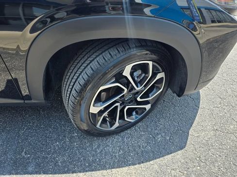 Used 2025 Chevrolet Trax RS w/ Sunroof Package FWD image 43
