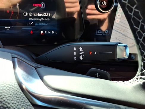 New 2026 Chevrolet Traverse Z71 w/ Enhanced Driving Package image 16