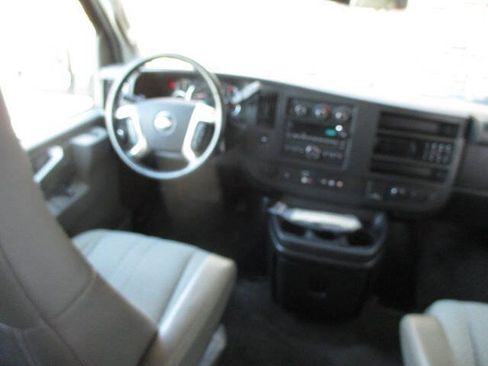 Used 2016 Chevrolet Express 2500 LS RWD image 16