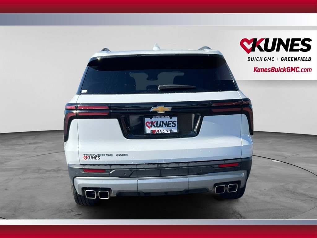 Used 2025 Chevrolet Traverse LT AWD/4WD image 9