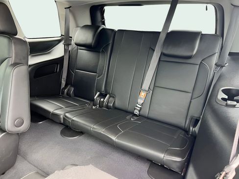 Used 2019 GMC Yukon SLT w/ Premium Edition AWD/4WD image 12
