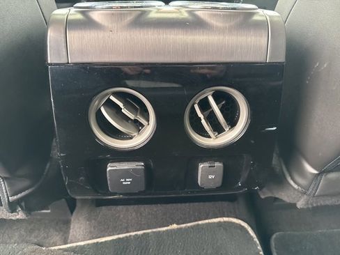 Used 2014 Ford F150 Limited image 29