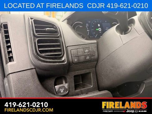Used 2024 RAM ProMaster 3500 FWD image 16