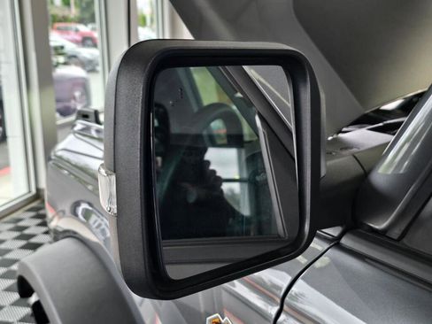 Used 2024 Ford Bronco Wildtrak AWD/4WD image 12