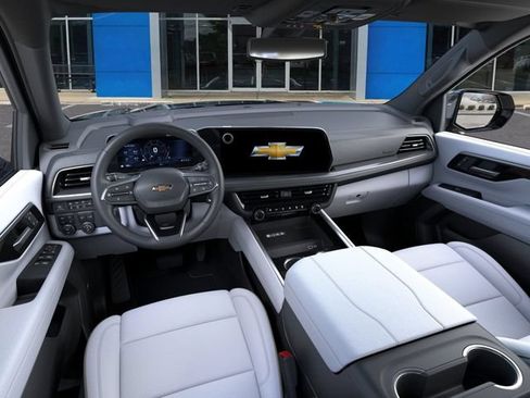 New 2026 Chevrolet Tahoe Premier w/ Sun And Tow Package AWD/4WD image 15