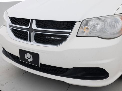 Used 2011 Dodge Grand Caravan Express FWD image 16