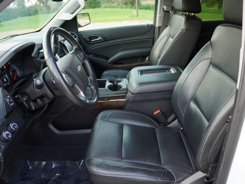 Used 2020 Chevrolet Tahoe LT AWD/4WD image 16