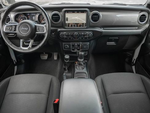 Used 2022 Jeep Wrangler Unlimited Sahara w/ Dual Top Group image 20