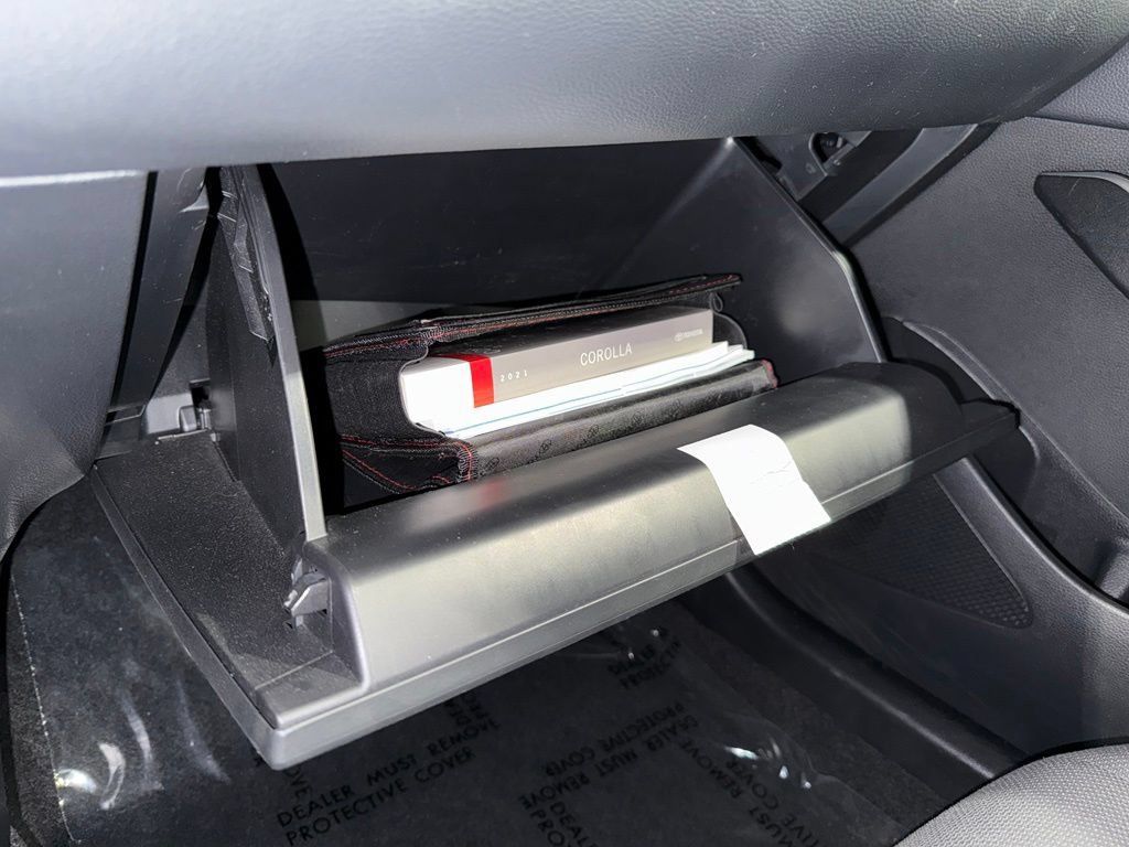 Certified 2021 Toyota Corolla SE FWD image 26