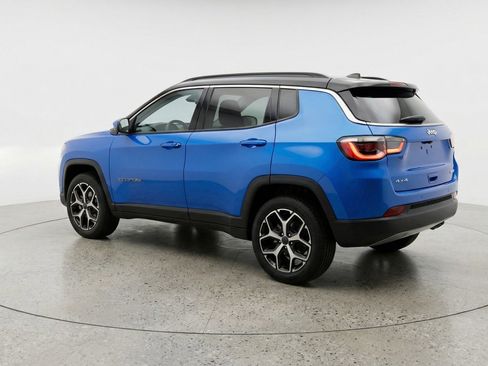 Used 2025 Jeep Compass Limited AWD/4WD image 6